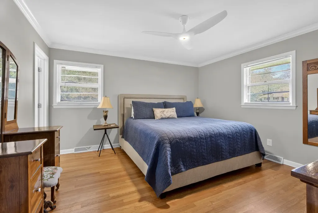 653 Beth Lane Lexington KY 40503