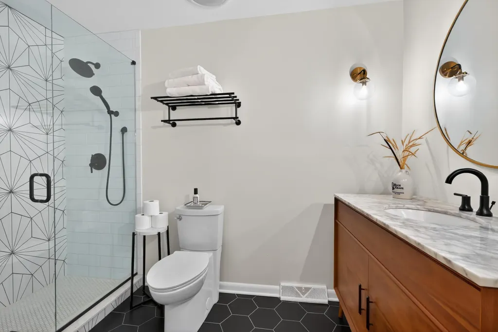 653 Beth Lane Lexington KY 40503