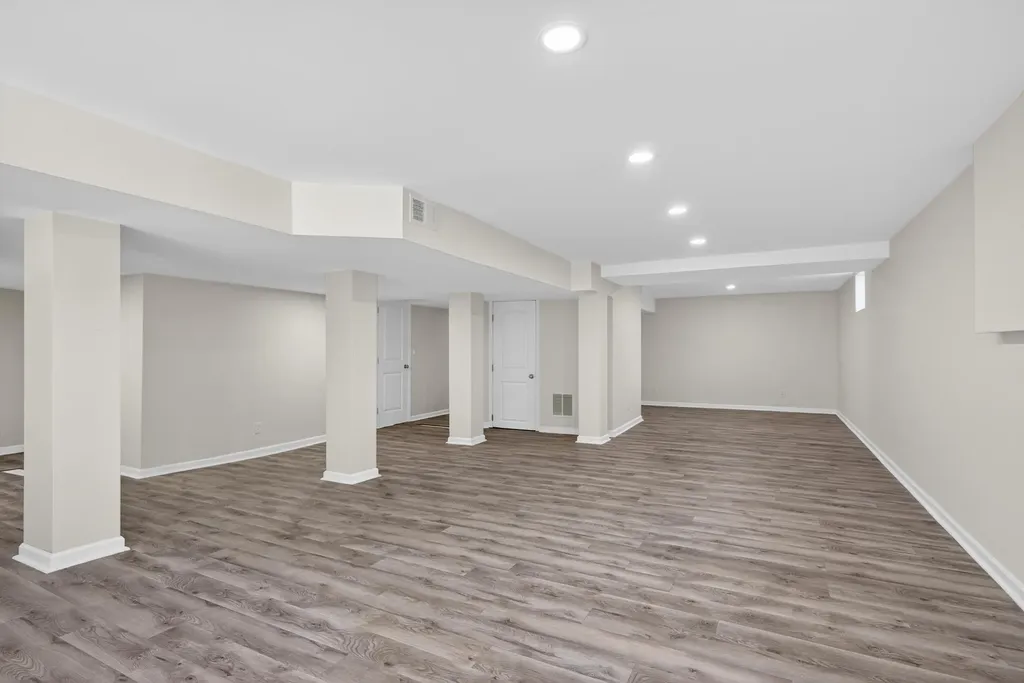 653 Beth Lane Lexington KY 40503