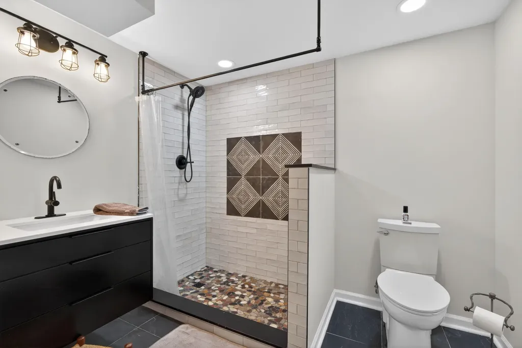 653 Beth Lane Lexington KY 40503