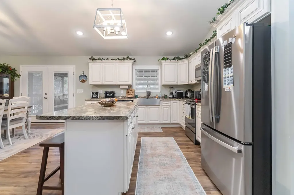 688 Rooks Branch Road Keavy KY 40737