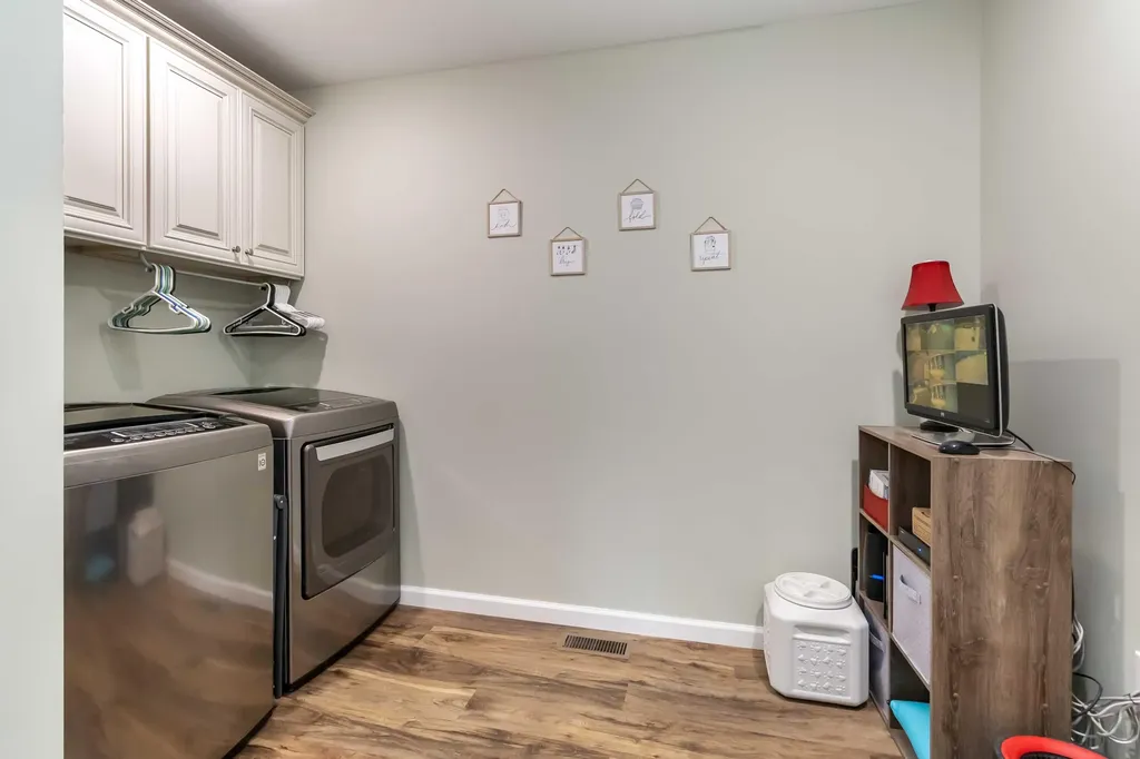 688 Rooks Branch Road Keavy KY 40737