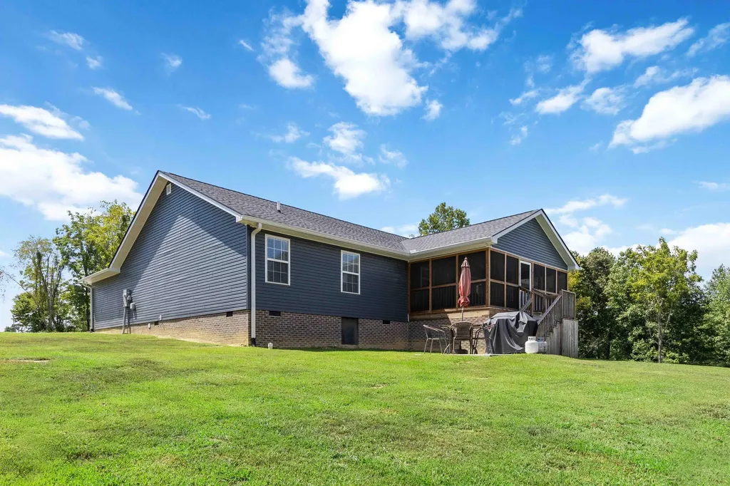 688 Rooks Branch Road Keavy KY 40737