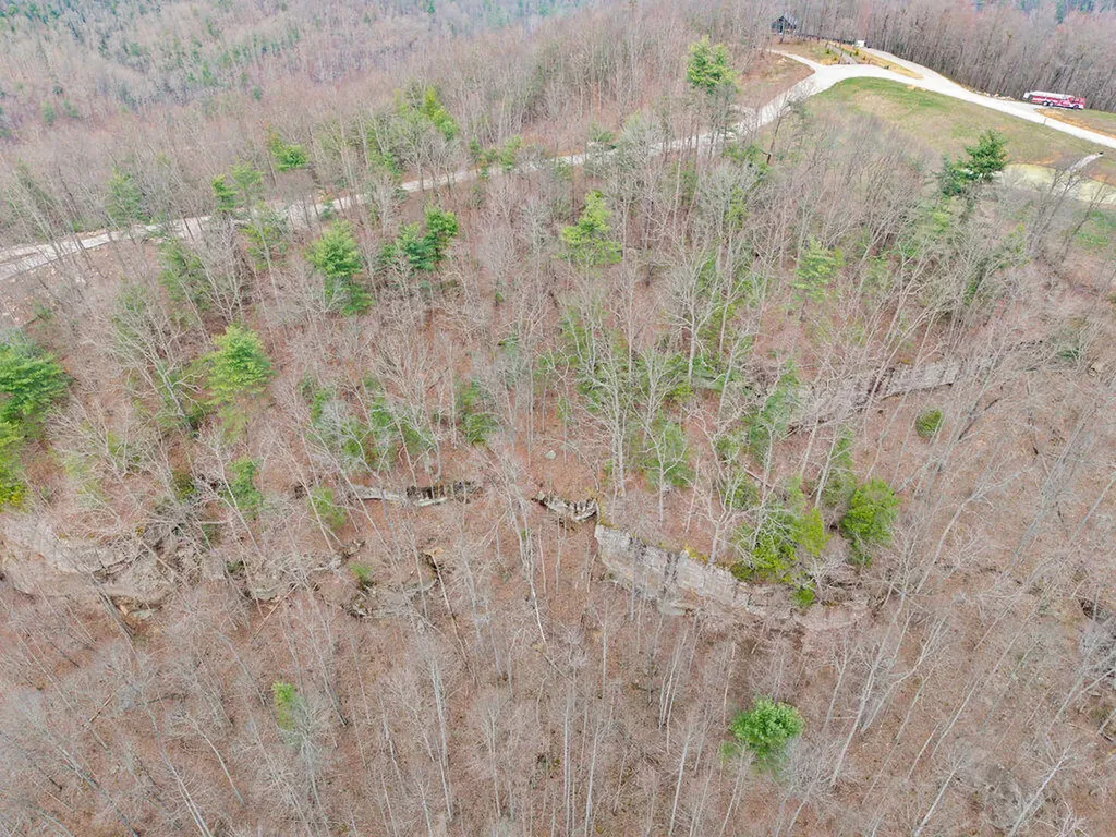 4435 Betty Gap Ridge Road Denniston KY 40316