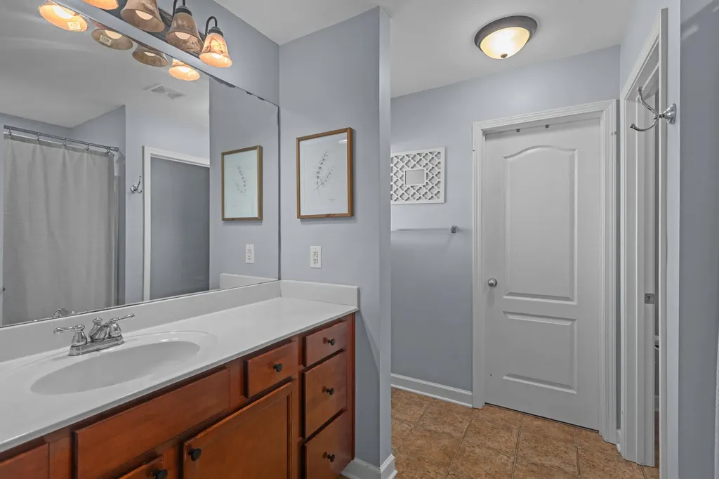 2541 Langstane Lane Lexington KY 40511
