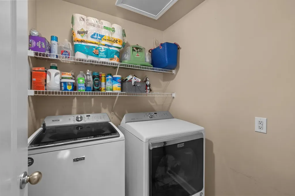 2541 Langstane Lane Lexington KY 40511