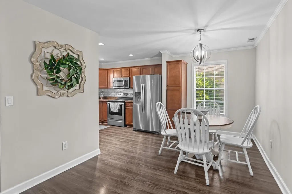 2541 Langstane Lane Lexington KY 40511