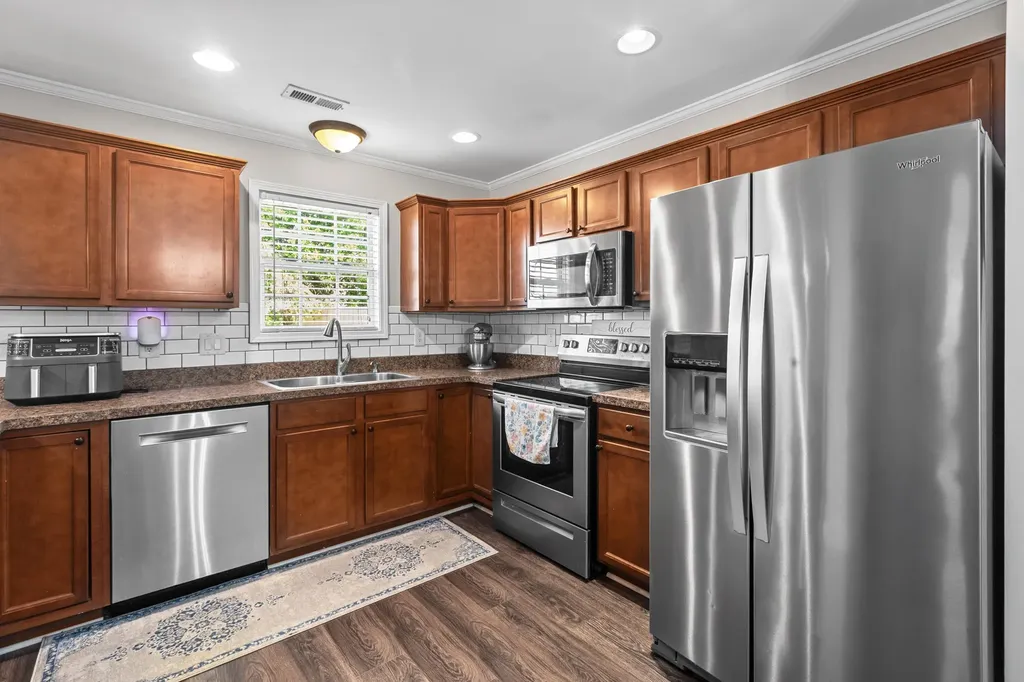 2541 Langstane Lane Lexington KY 40511