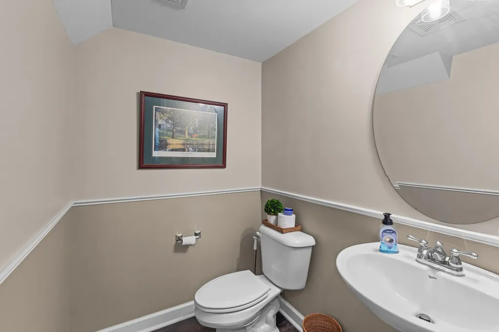 2541 Langstane Lane Lexington KY 40511