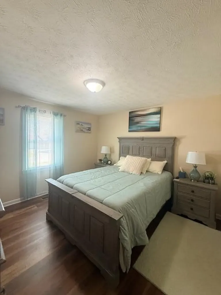 2026 Kimberly Drive Somerset KY 42503