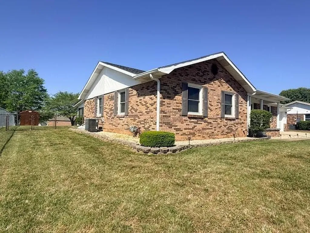 2026 Kimberly Drive Somerset KY 42503