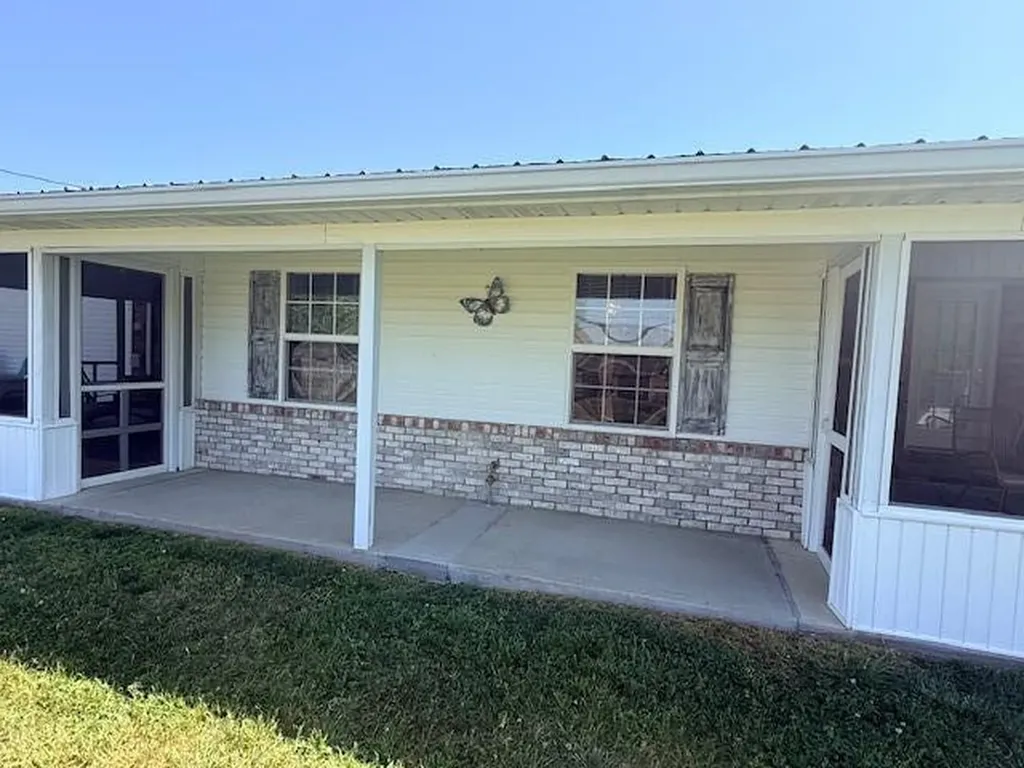 2026 Kimberly Drive Somerset KY 42503
