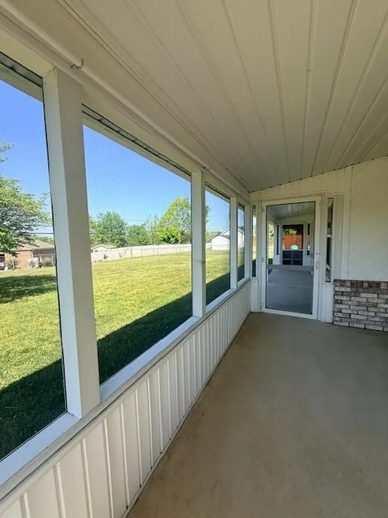 2026 Kimberly Drive Somerset KY 42503