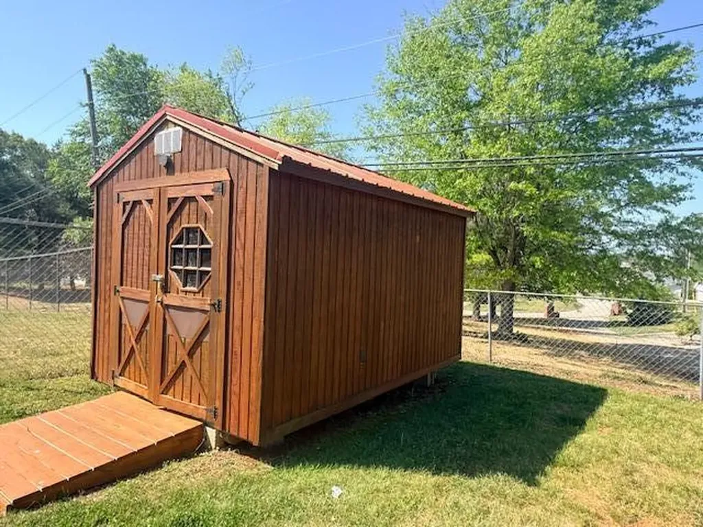 2026 Kimberly Drive Somerset KY 42503