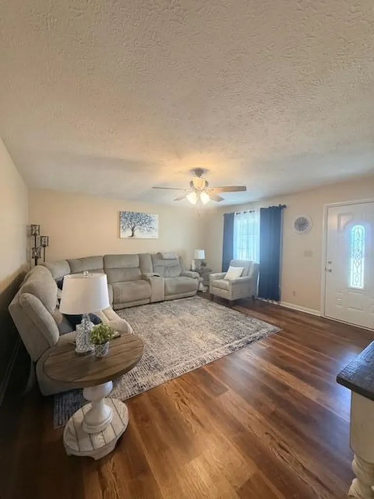 2026 Kimberly Drive Somerset KY 42503