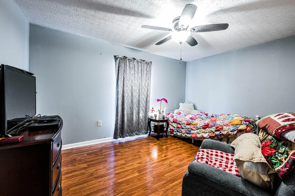 220 Spence Lane Franklin KY 42134