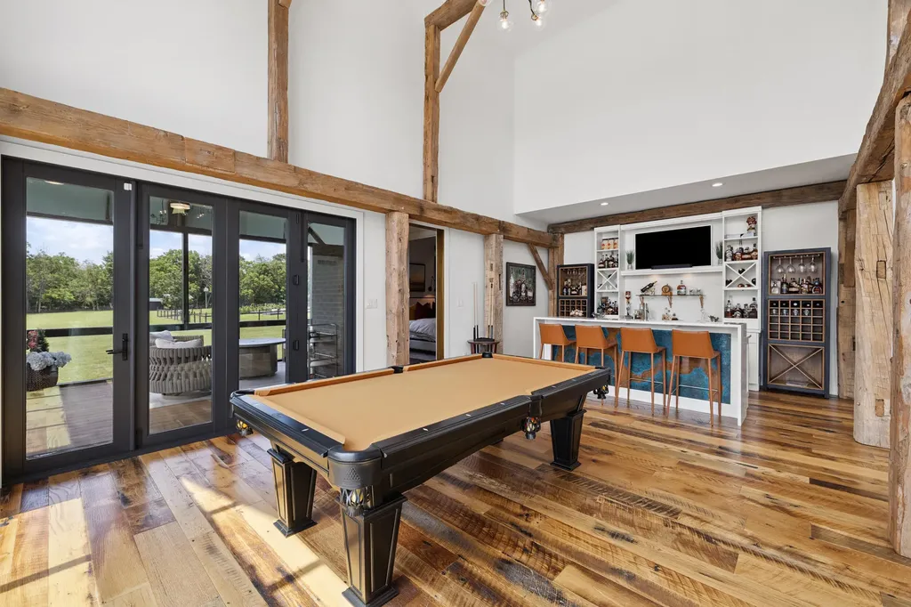 689 Sarah Blake Lane Versailles KY 40383