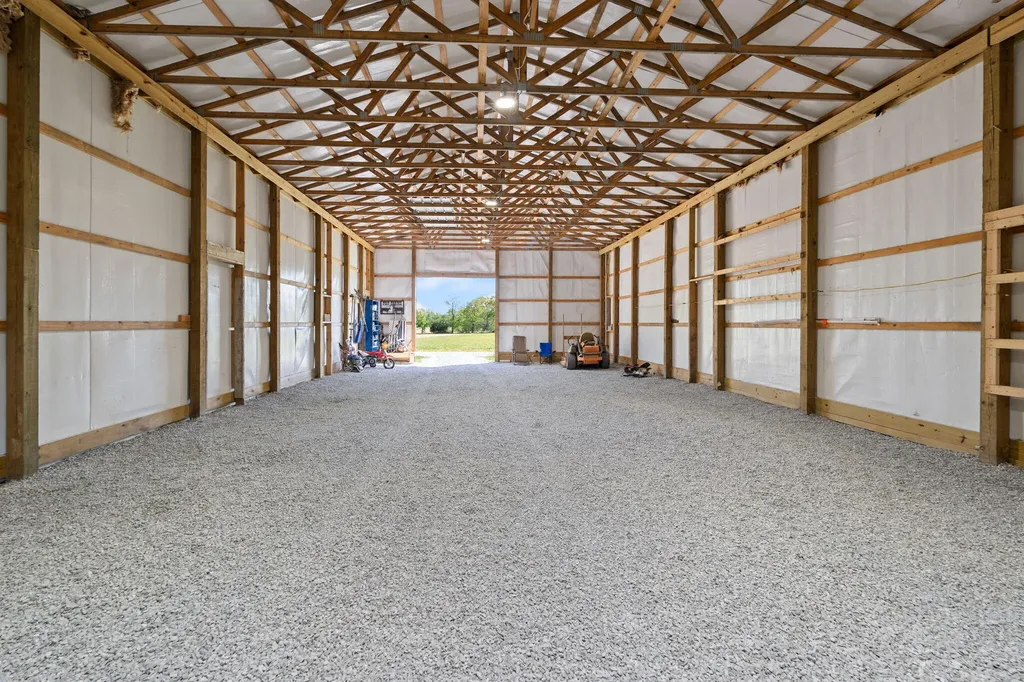 132 Pinetop Road Russell Springs KY 42642