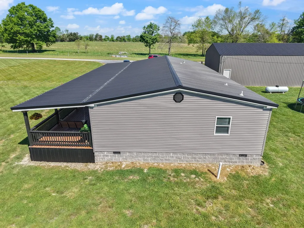 132 Pinetop Road Russell Springs KY 42642