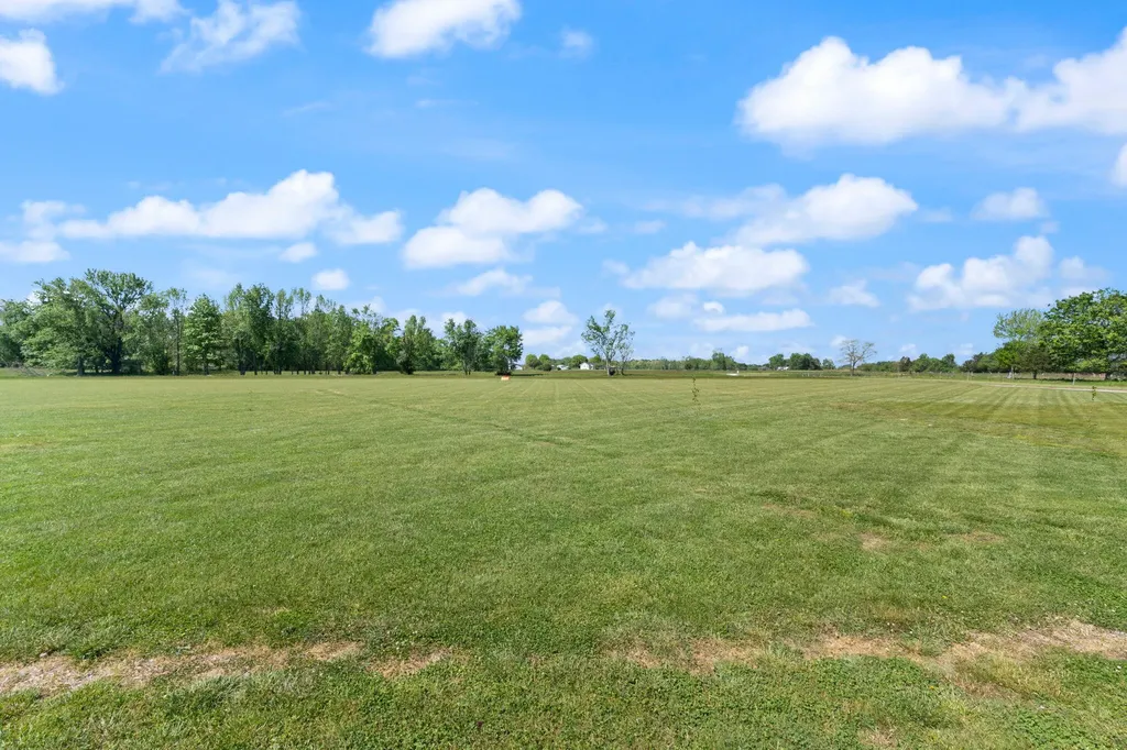 132 Pinetop Road Russell Springs KY 42642