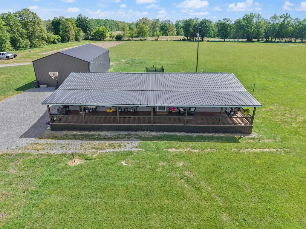 132 Pinetop Road Russell Springs KY 42642