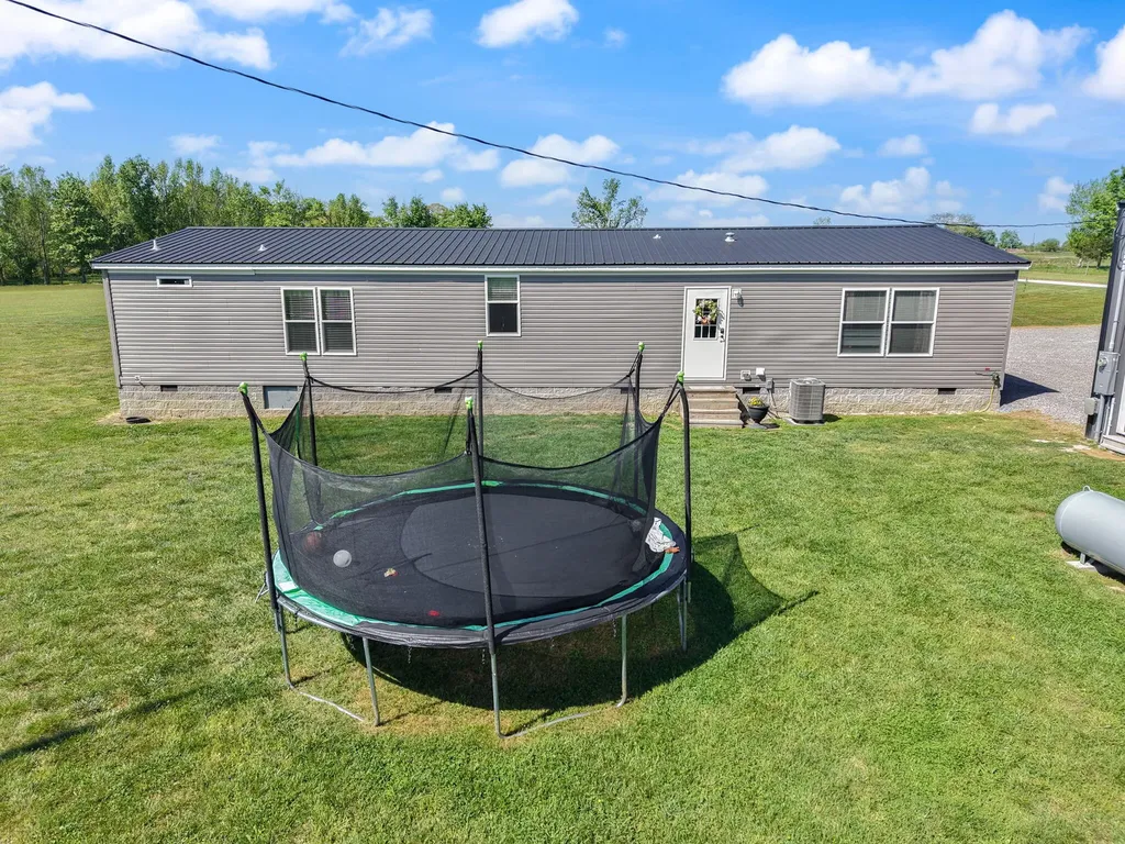 132 Pinetop Road Russell Springs KY 42642