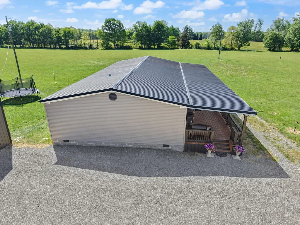 132 Pinetop Road Russell Springs KY 42642