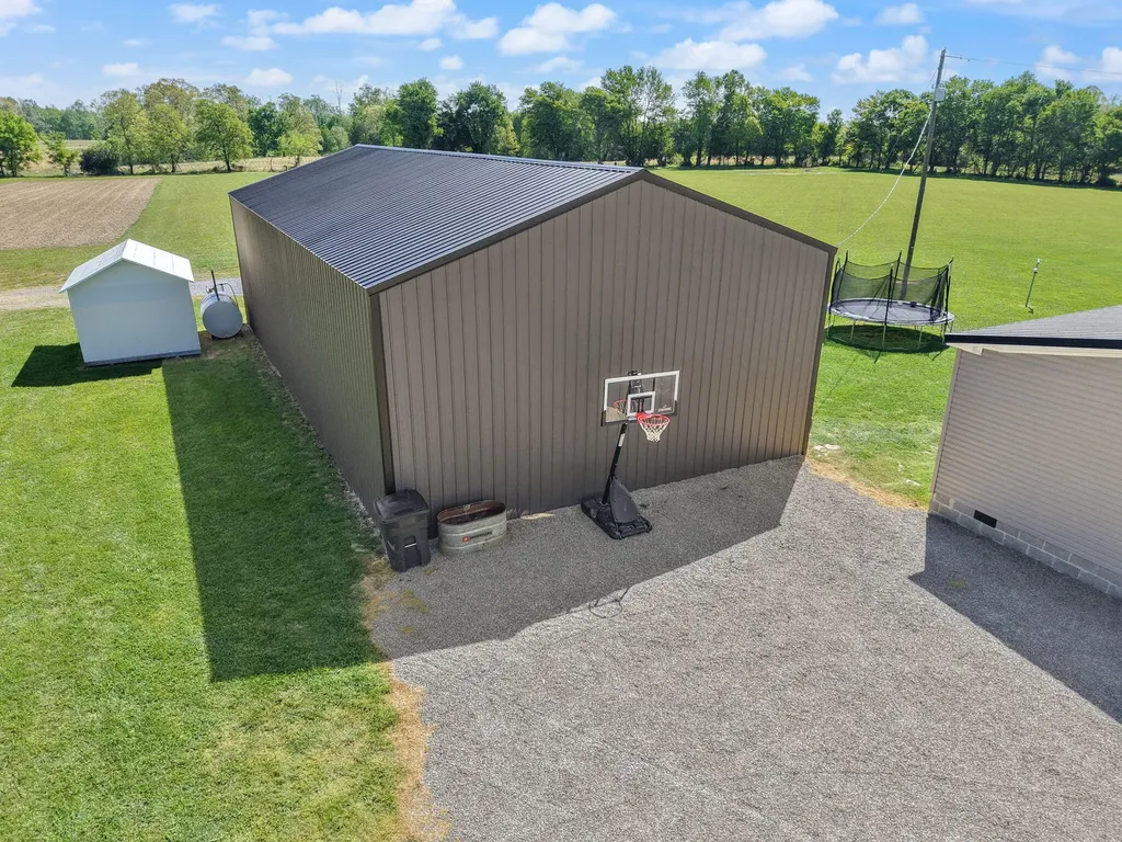 132 Pinetop Road Russell Springs KY 42642