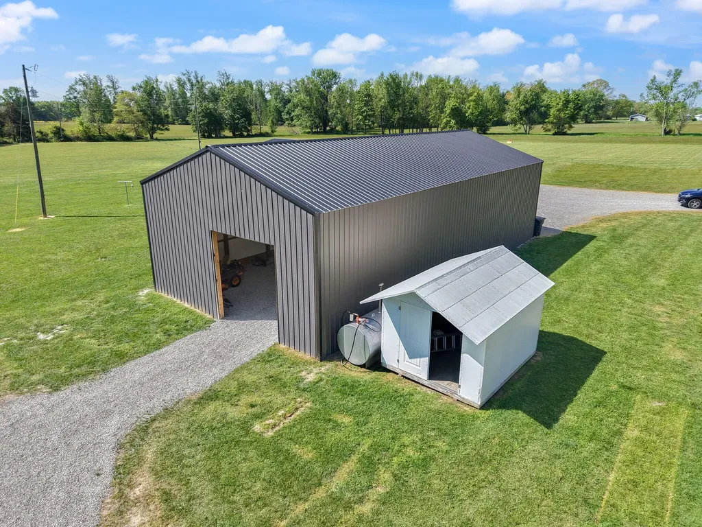 132 Pinetop Road Russell Springs KY 42642