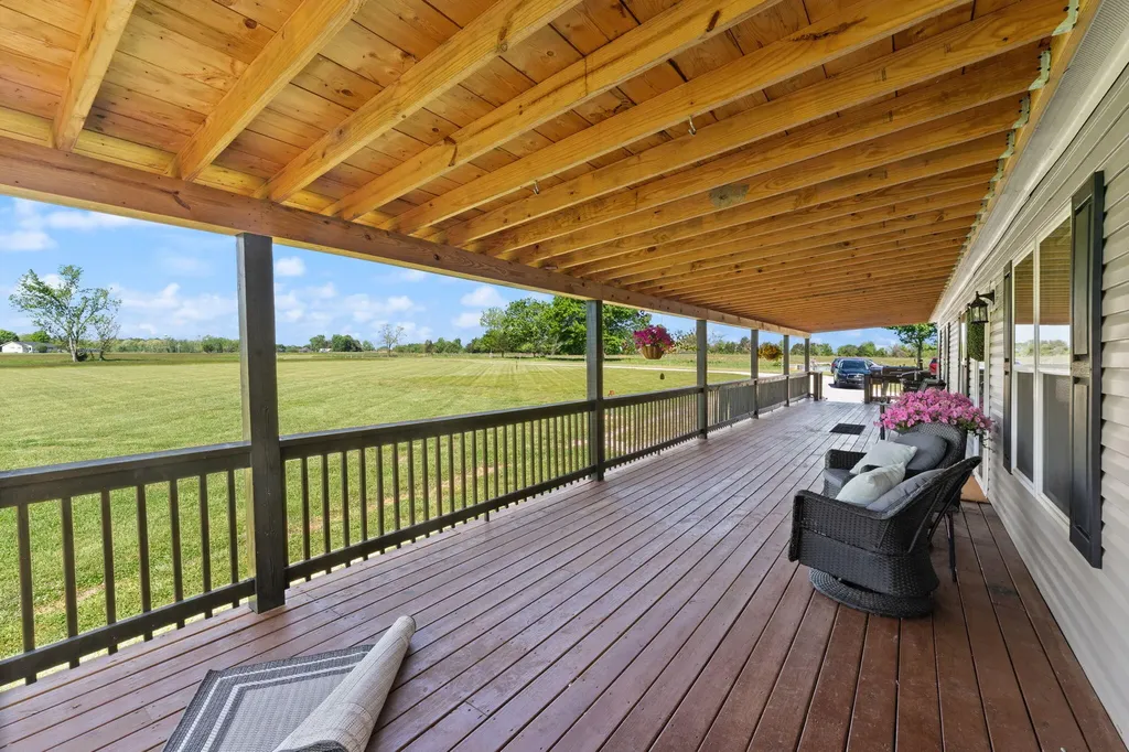 132 Pinetop Road Russell Springs KY 42642
