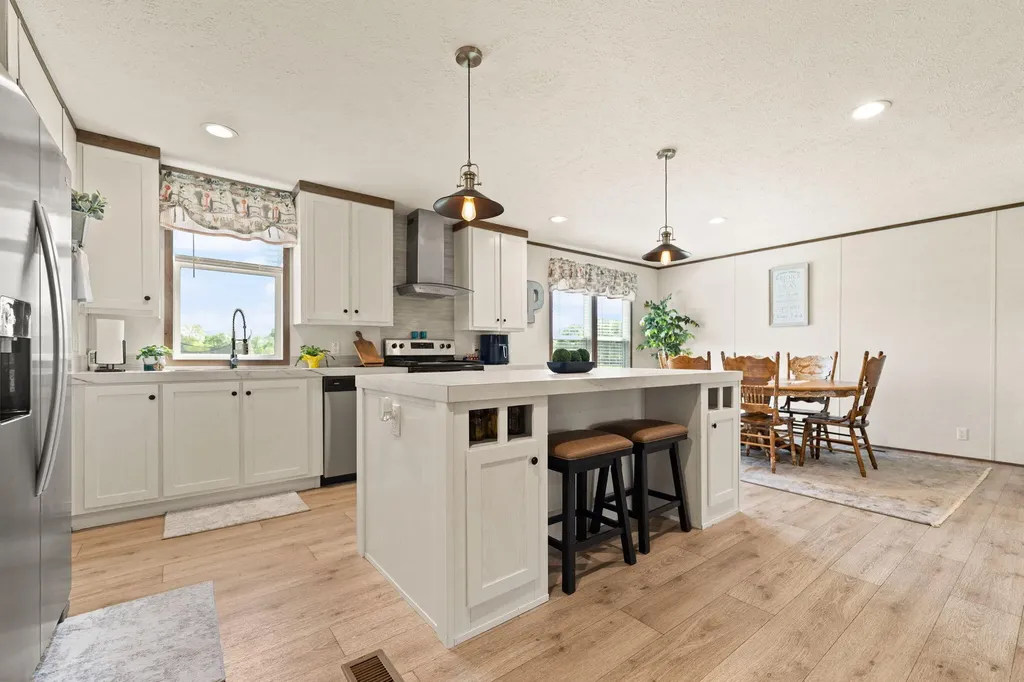 132 Pinetop Road Russell Springs KY 42642