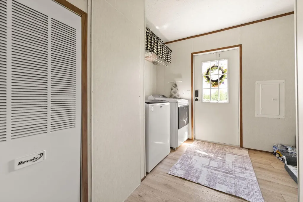 132 Pinetop Road Russell Springs KY 42642