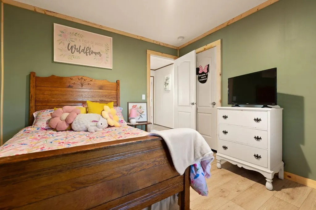 132 Pinetop Road Russell Springs KY 42642