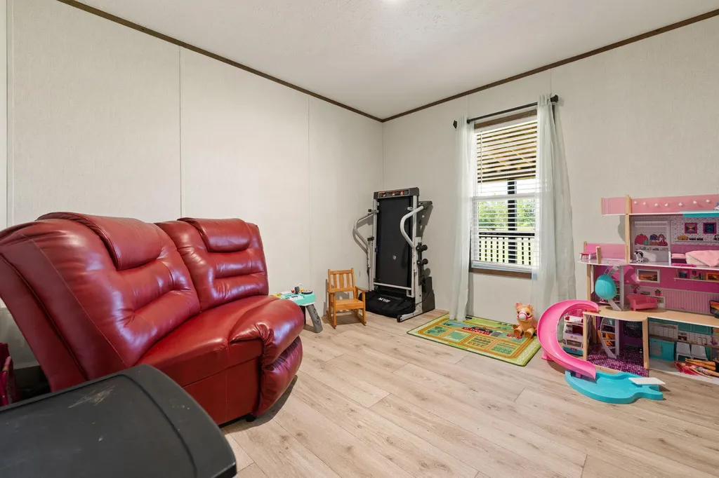 132 Pinetop Road Russell Springs KY 42642