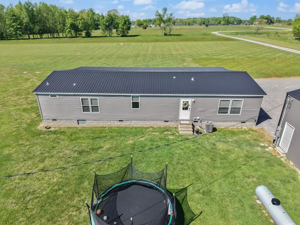 132 Pinetop Road Russell Springs KY 42642