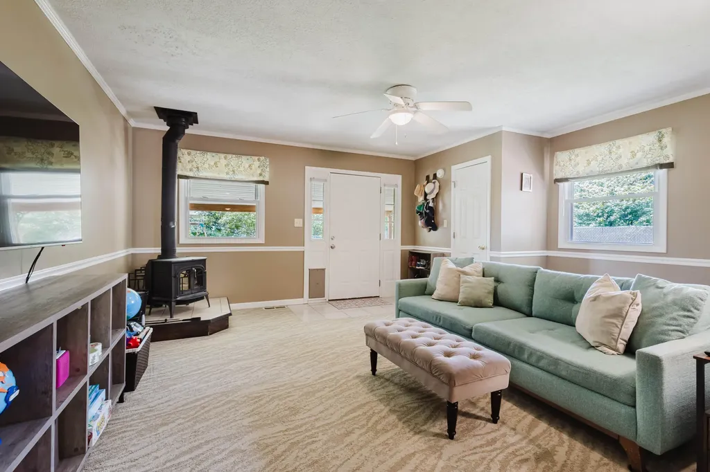 2420 Larkin Road Lexington KY 40503