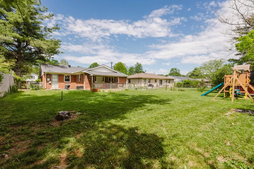 2420 Larkin Road Lexington KY 40503