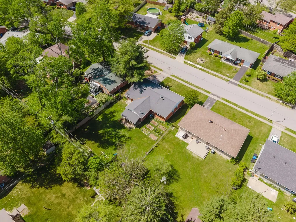 2420 Larkin Road Lexington KY 40503