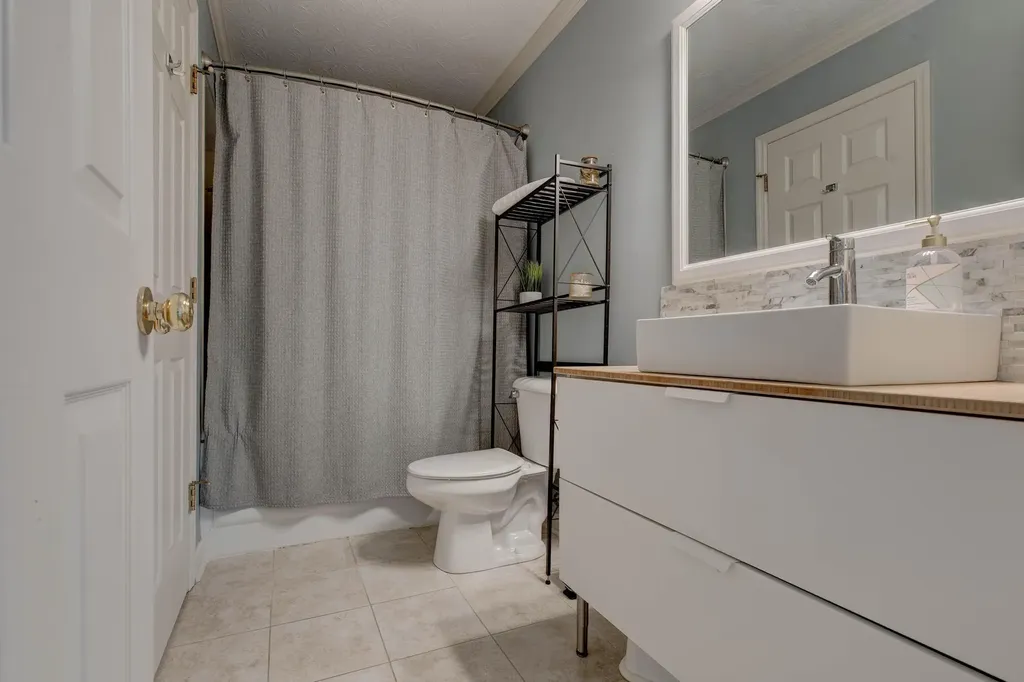 1525 Casper Court Lexington KY 40511