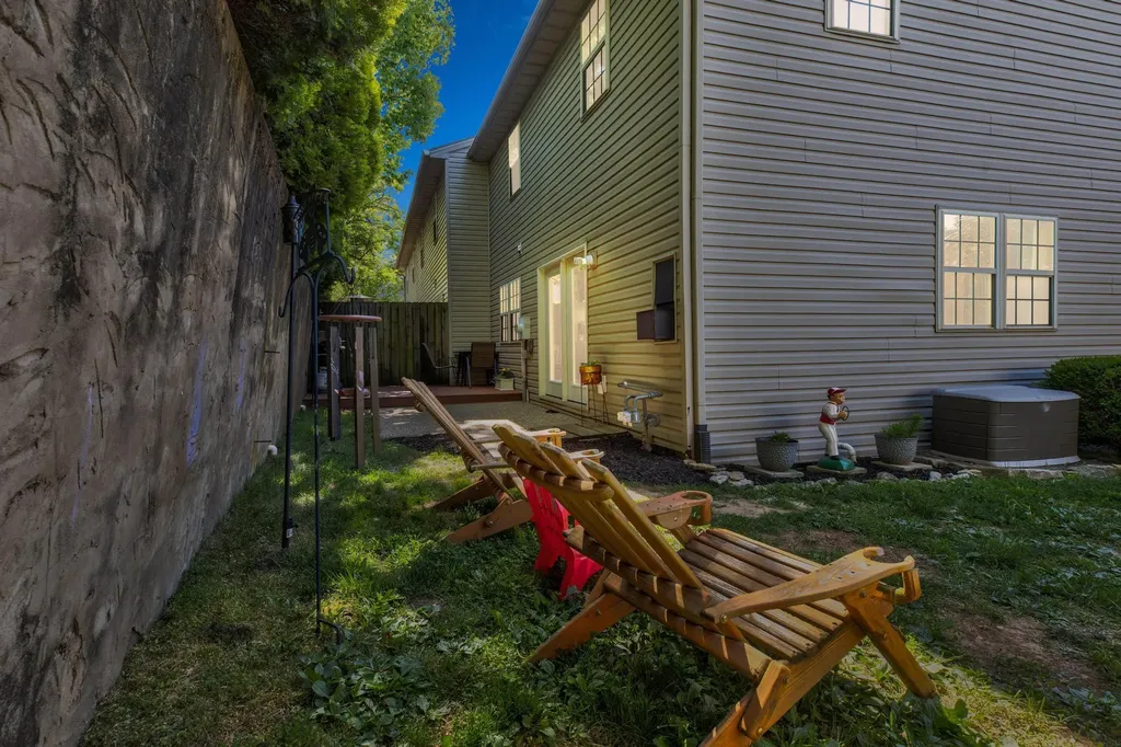 1525 Casper Court Lexington KY 40511