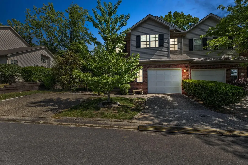 1525 Casper Court Lexington KY 40511