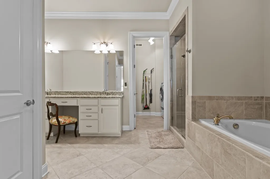 112 Somersly Place Lexington KY 40515