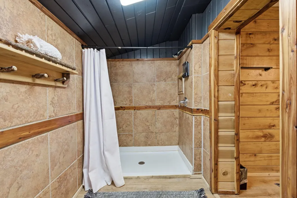 240 Robbie Ridge Road Stanton KY 40380