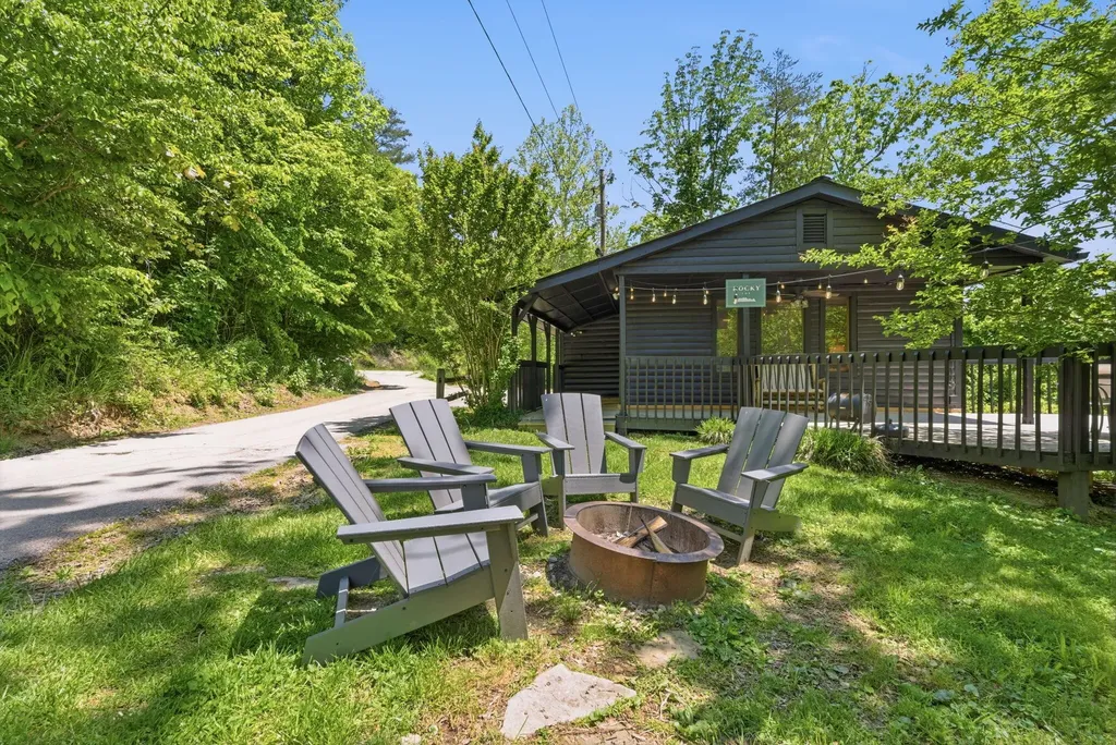 240 Robbie Ridge Road Stanton KY 40380