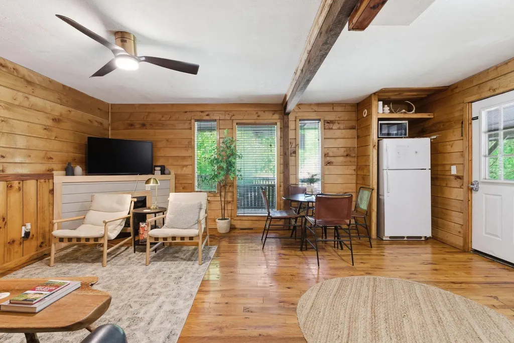 240 Robbie Ridge Road Stanton KY 40380