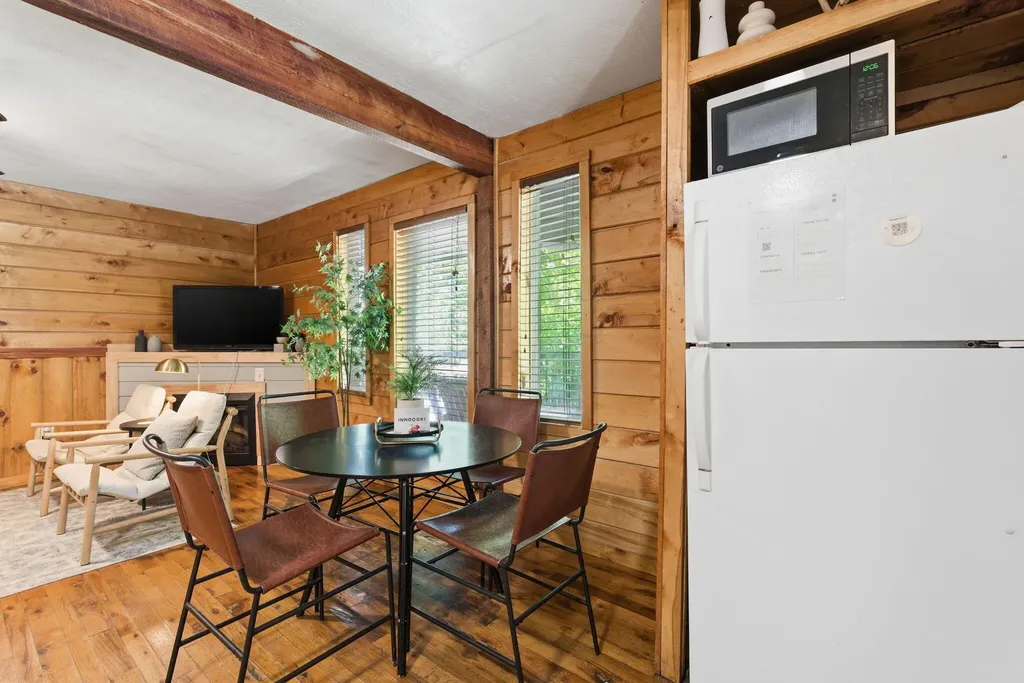 240 Robbie Ridge Road Stanton KY 40380
