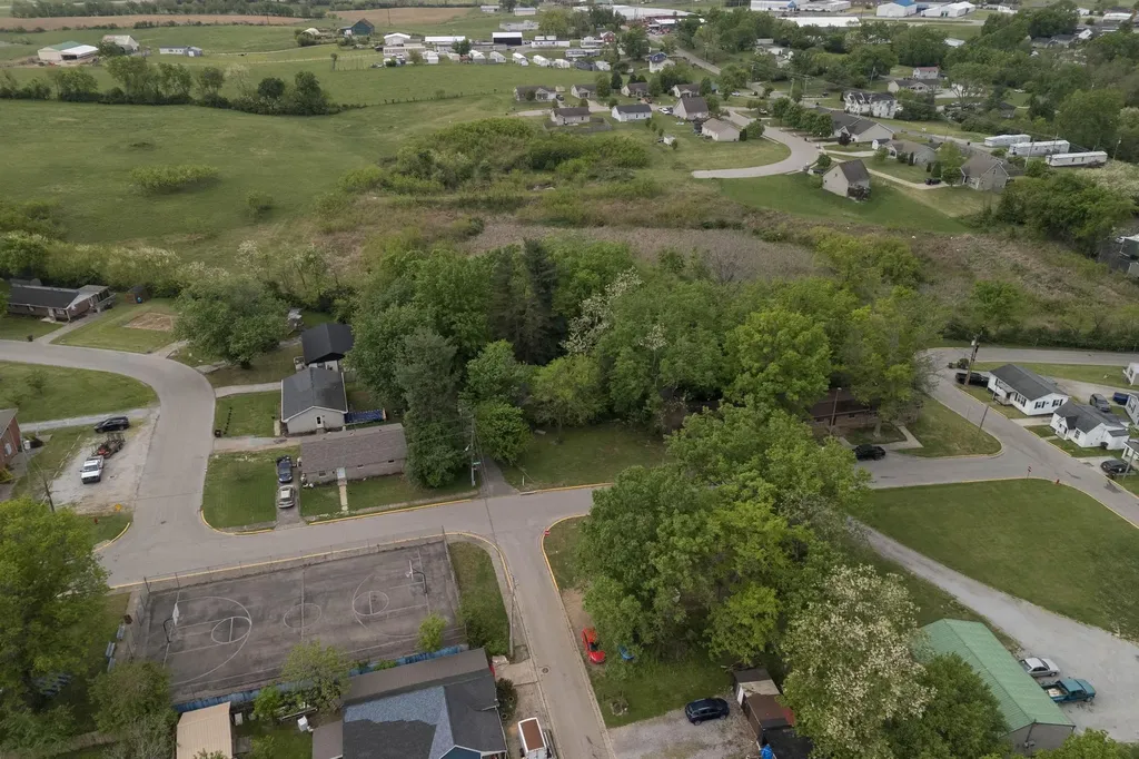 300 Mackie Street Mt Sterling KY 40353