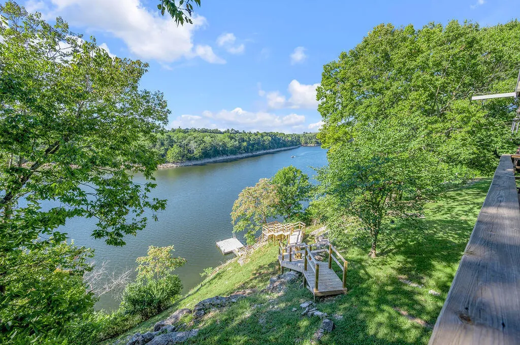 1516 Paradise Camp Road Harrodsburg KY 40330