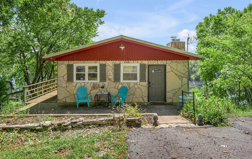 1516 Paradise Camp Road Harrodsburg KY 40330