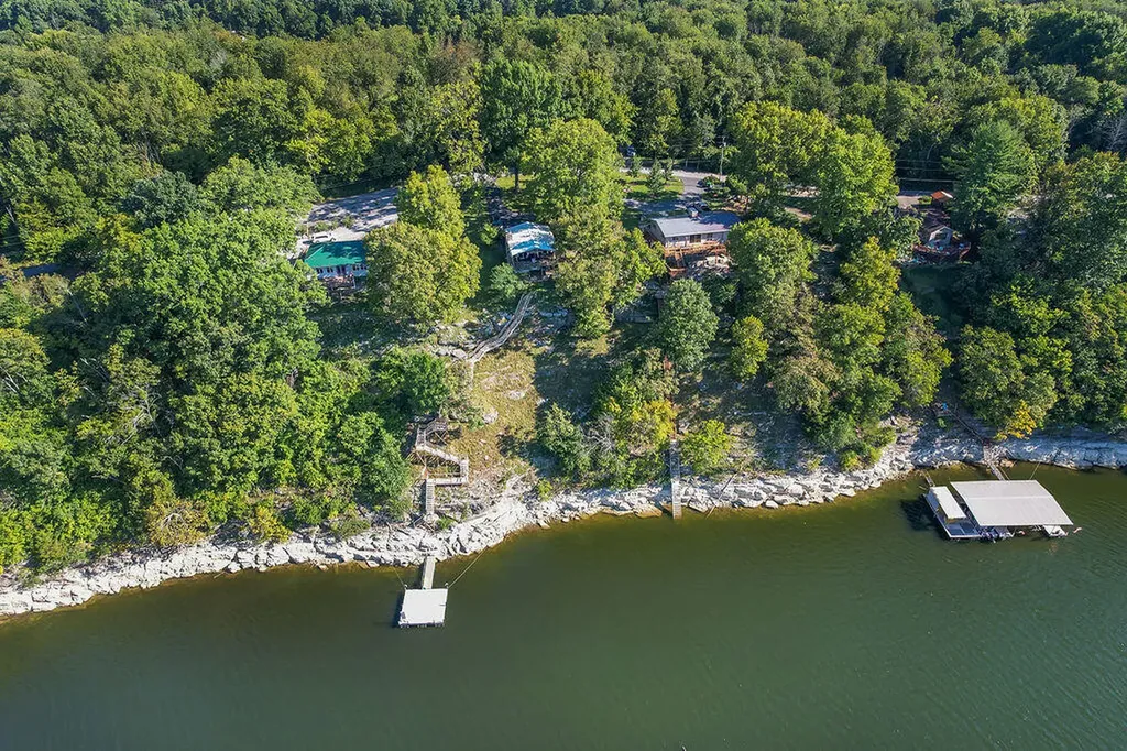 1516 Paradise Camp Road Harrodsburg KY 40330